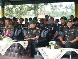 Dipimpin Danrem 031/WB, Pj Bupati Kampar Hadiri Sertijab Danyonif 132/BS