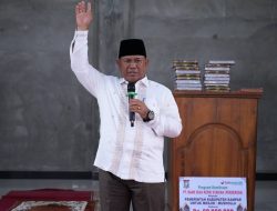 Tingkatkan Kepedulian Antar Sesama, Pj Sekda Kampar Pimpin Tim II Safari Ramadhan 