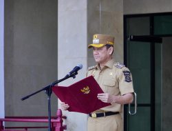 Pj Bupati Kampar Mengajak Para Pegawai dan THL Untuk Berikan Pelayanan Terbaik Kepada Masyarakat