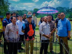 Kembangkan Potensi Wisata Lokal, Pj Bupati Kampar Dampingi Deputi Bappenas RI Dalam Kunjungan Kerja di Kawasan Candi Muara Takus