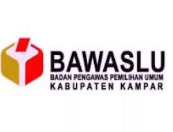 Bawaslu Kampar: Baliho Bukan APK Ahmad Yuzar Harus Diturunkan