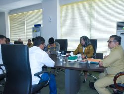 Wakili Pj Bupati Kampar, Sasminedi Hentikan Rapat Terkait Klarifikasi Dengan PT. Johan Sentosa