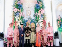 Pj Bupati Kampar Hadiri Akad Nikah Putra Kadispenda