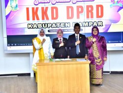 Pj Sekda Dampingi Serah Terima Jabatan IKKD DPRD Kampar Periode 2019-2024 ke Periode 2024-2029