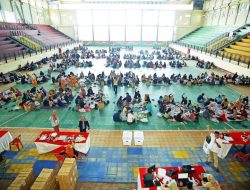 Surat Suara Pilkada Riau Disortir dan Dilipat Dengan Teliti