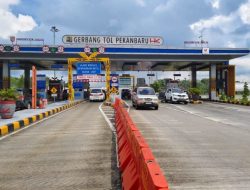 Selama Libur Nataru, Jalan Tol Riau Banjir Kendaraan