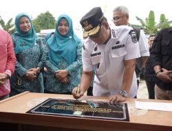 Pemprov Riau Resmikan SPAM Sungai Salak di Inhil